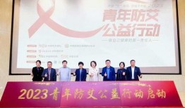 青年艾爆料最新,揭秘娱乐圈最新热点事件